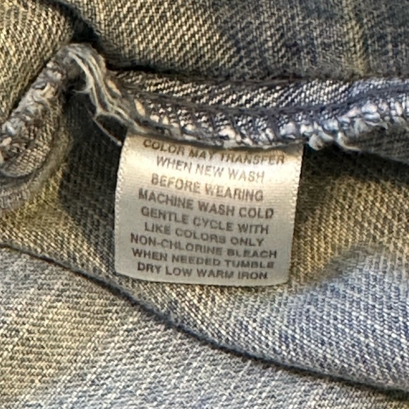 Aeropostale Brand Blue Denim Distressed Cropped Jacket Size Medium - Picture 8 of 8